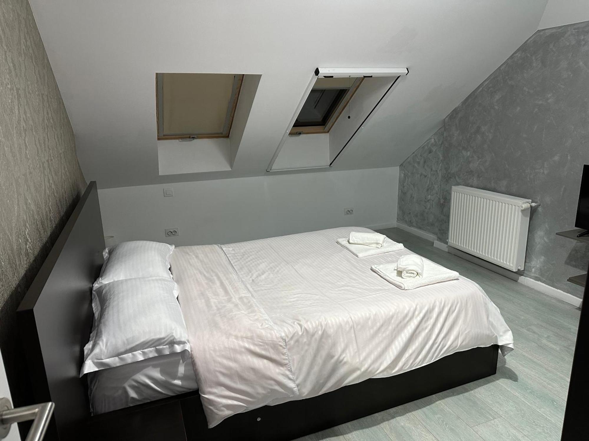 Toscana Apartments Otopeni Buitenkant foto